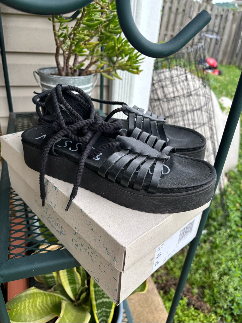 Black Women's Platform Lace-Up Sandals